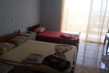 Hotel Irini Boutique Rooms!!!