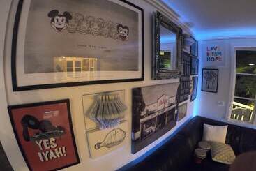 Hekerua Lodge Backpackers Hostel Waiheke Island