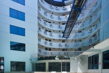 Praasad Paradise Hotel & Resort