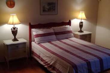 Bed & Breakfast Duck And Doolittle