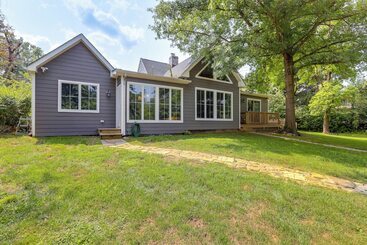 Hus på landet Princeton Home W/ Patio: Pets Welcome!