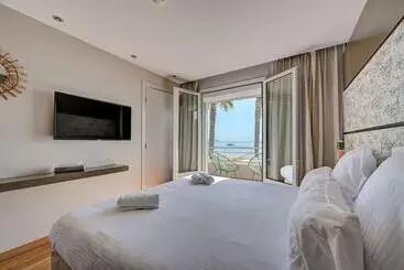 ホテル Bor Hôtel & Restaurant   Plage Privée