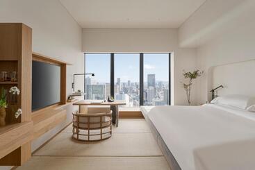 Four Seasons Hotel Osaka