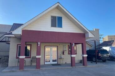 Hotel Alojamiento Alpha