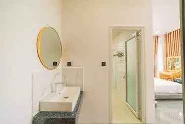 هتل Quy Tai Premium