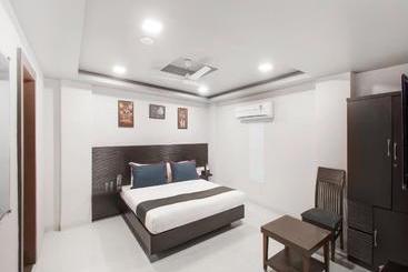 Townhouse Oak  Silvotel