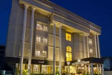 Hotel The Baroda Residency