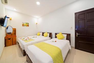 هتل Hoi An Estuary Villa