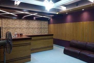 فندق Marine Plaza