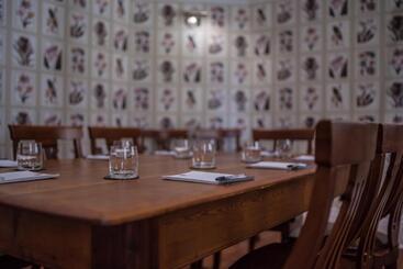 酒店 The Royal Fischer