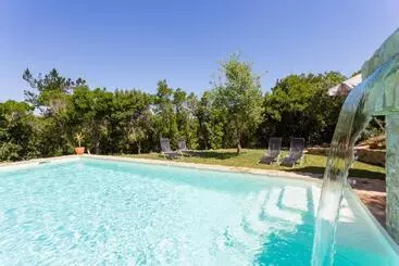 Aamiaismajoitus (B&B) Herdade Quinta Natura Turismo Rural