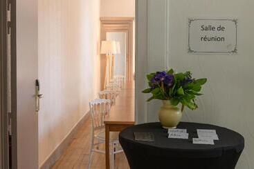 Отель Cit Hôtel La Résidence