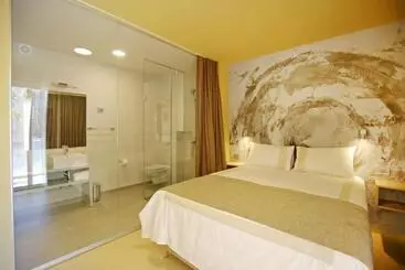 هتل Kai Boutique Studio & Rooms