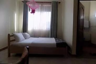 هتل Millenium Kampala Zaana