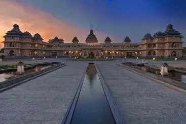 リゾートホテル Evolve Back, Hampi