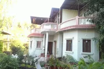 Hotel Green View Honeymoon Cottage