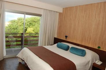 استراحتگاه Careyes Villa De Mar & Spa