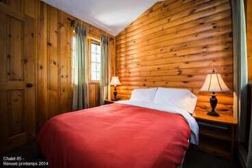 استراحتگاه Chalets Lac à La Truite