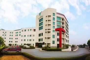 Hôtel Fairvacanze Inns & Suites