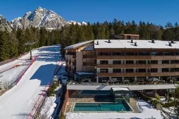 ホテル Josef Mountain Resort