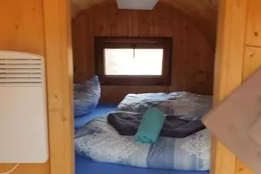 Mini Hotel übernachten Im Gurkenfass