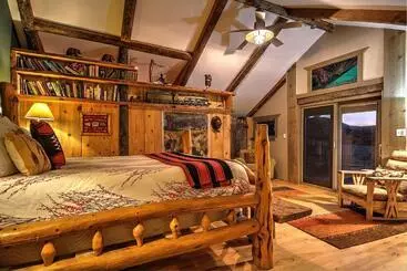 Lomakeskus Canyon Of The Ancients Guest Ranch