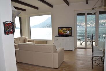 Turista apartmanok Villa Chez Nous