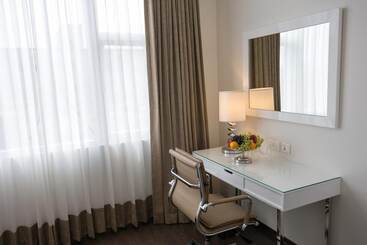 ホテル Kiscol Grands