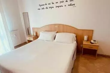 ホテル Arcobaleno