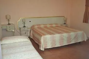 Hotelli La Corte Di Opaka