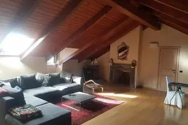 ベッドアンドブレックファースト La Morona