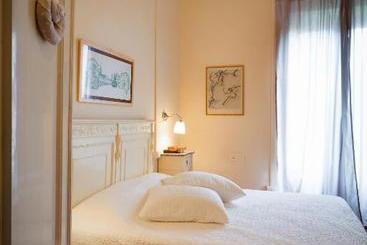 تختخواب و صبحانه Il Piccolo Verde