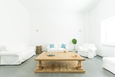 민박 Tangram House