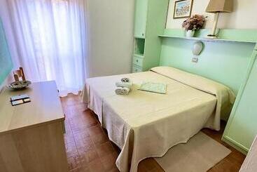 בית מלון כפרי Mediterraneo