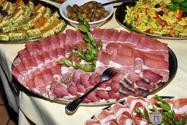 בית מלון כפרי Albergo Ristorante Pizzeria Monte Arcosu