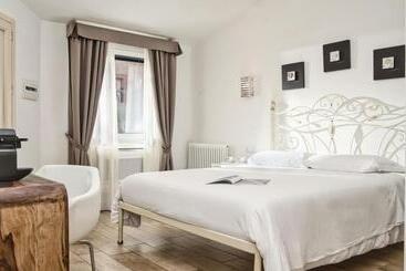 ホテル Smart Suite & Apartments