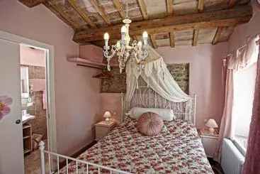 Aamiaismajoitus (B&B) Villa Tamara Country & Spa Suites