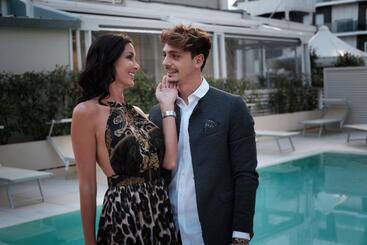 Отель Alexander