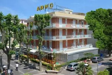 Hotel Arno