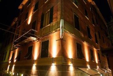 Szálloda Astigiana & Appartamenti