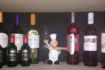 Casa Roble Añejo Bed & Breakfast