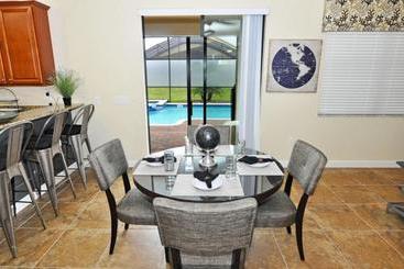 호텔 2318 Providence House 6 Bedroom By Florida Star