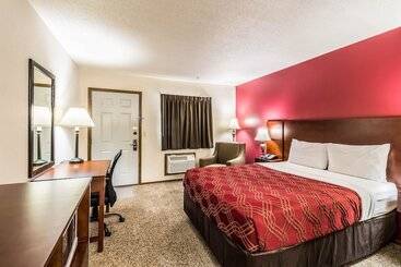 בית מלון כפרי Econo Lodge   Valley City