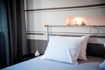 Villa B&b Marina & Parking Free