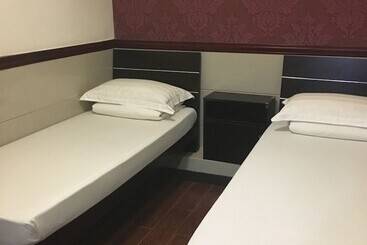 هتل Hang Ho Hostel