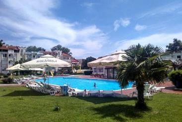 ホテル Bravo 1 Apartments