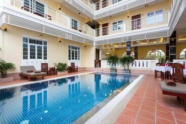 هتل Grand Bayon Siem Reap