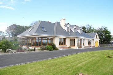 Atlantic  N  Riverside B&b