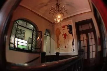 Holy Hostel Boutique