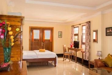 Hotel Pink Sands Villa